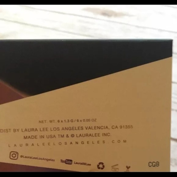Laura Lee Party Animal Palette Brand NEW - Picture 3 of 3